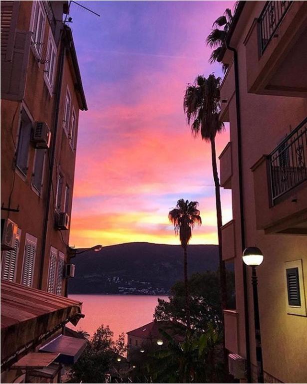 Apartment Old Town ヘルツェグ・ノヴィ エクステリア 写真